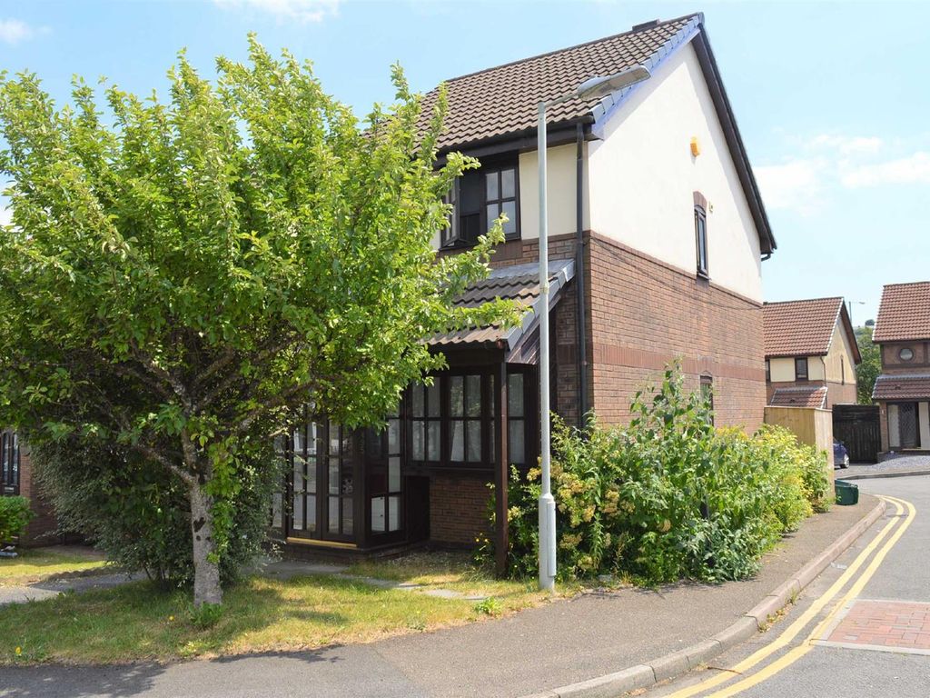495 Carmarthen Road